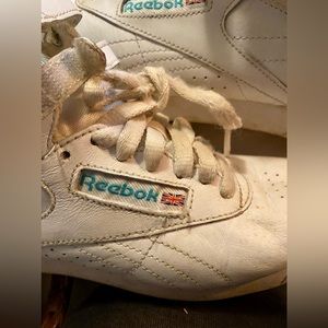 Vintage old school Reebok Classic white high womens sneakers size 6 $90.00 best